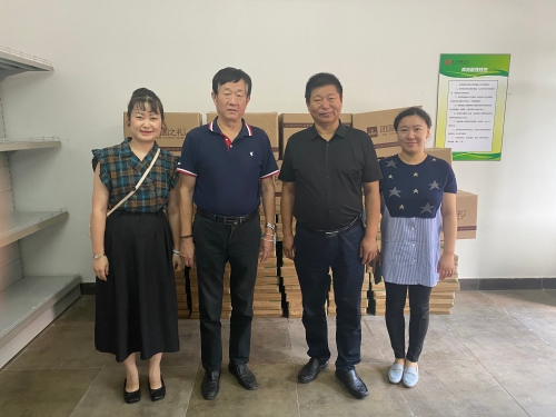 敬老院慰问